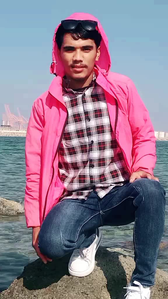 @खुम थापा मगर🇳🇵💓🇸🇦