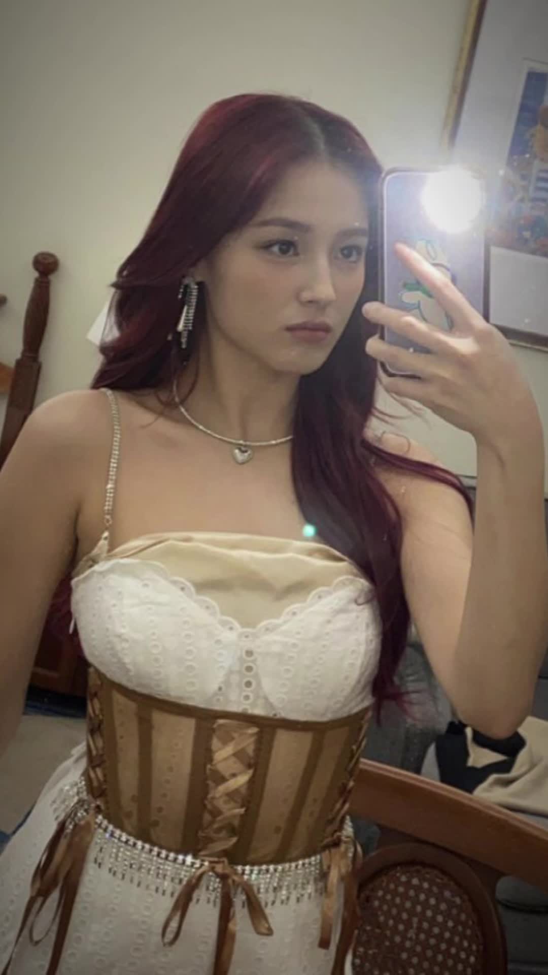@🐰