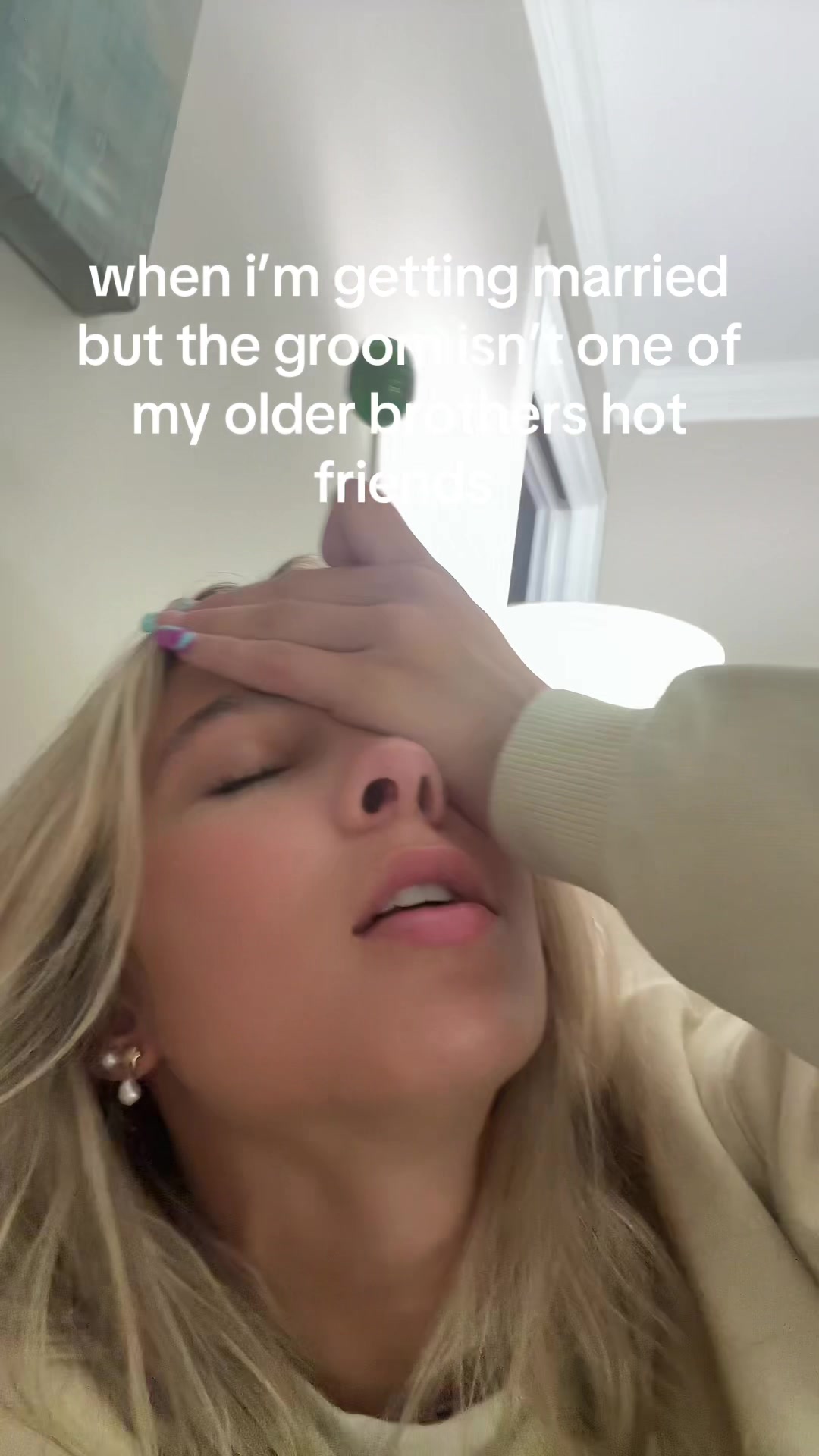@sophfreakinglitt