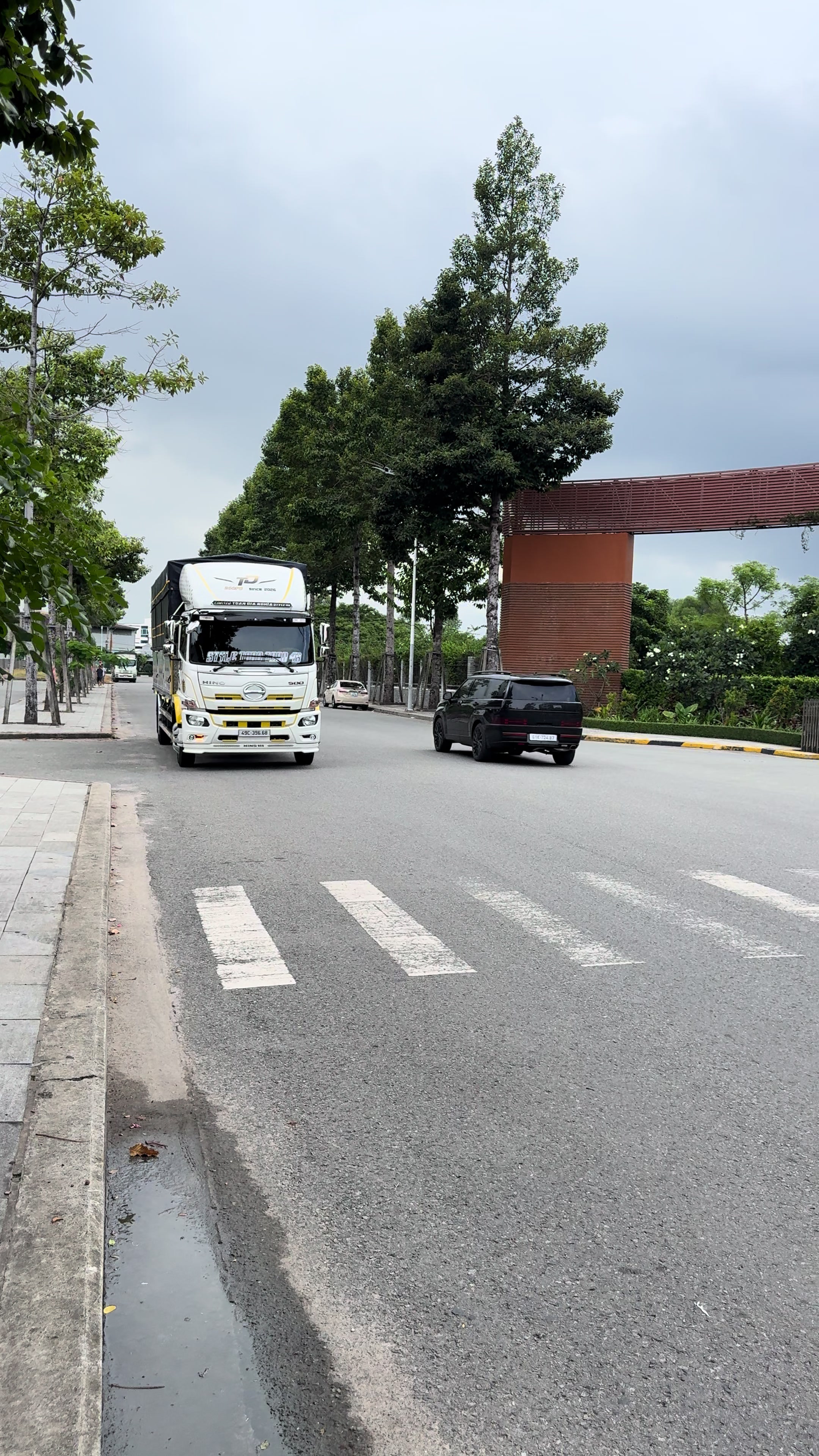 @Hoàng Hưng Xe Tải