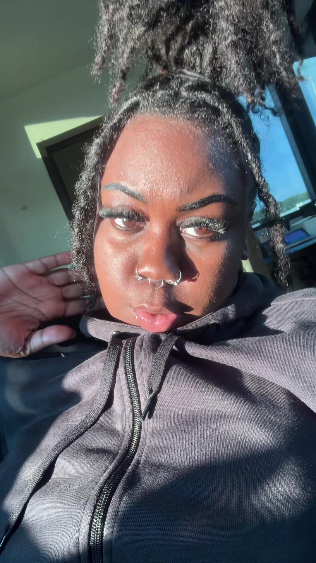 @MillionsLoading