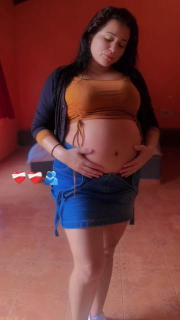 @Analia 👄 amor de Karol g