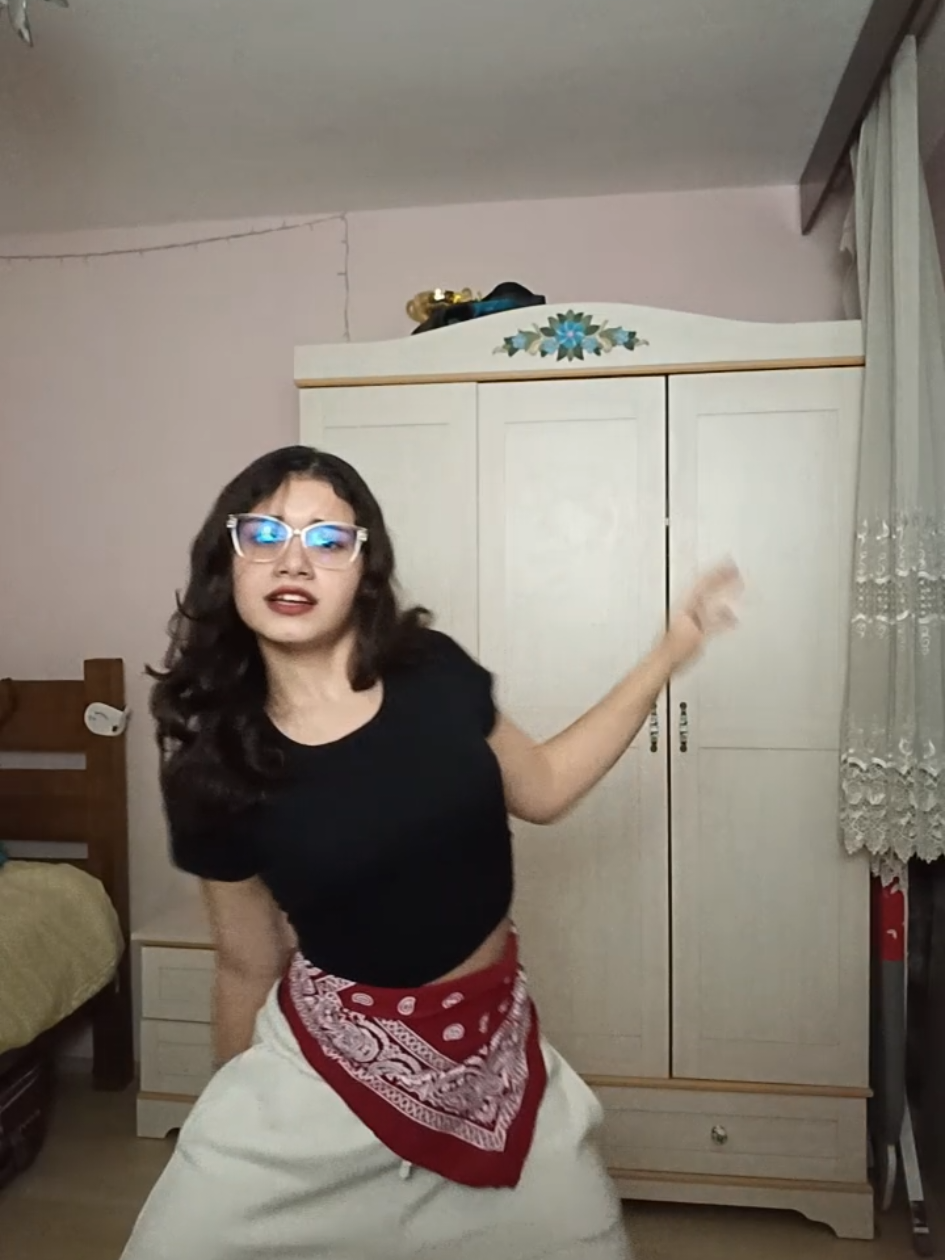 @𝐈𝐥𝐦𝐞𝐫𝐚𝐲