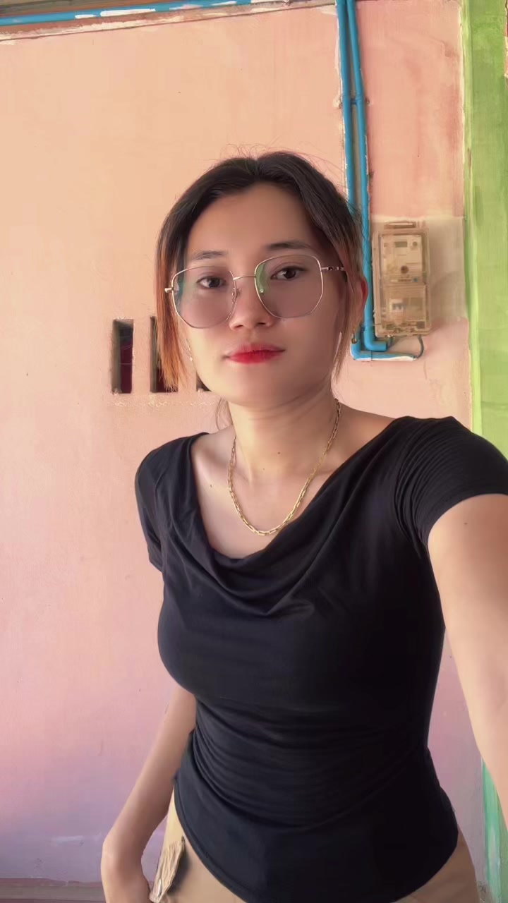 @đ jue jue đ {3.3M}