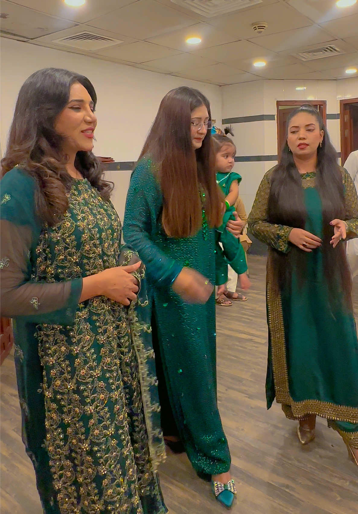 @Manwa Sisters ✅
