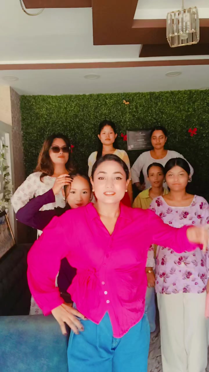 @Asmiww.com