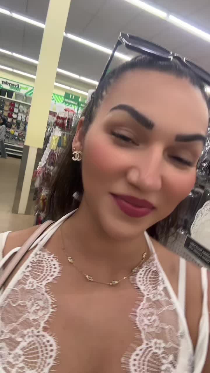 @🇭🇺Aniko🇨🇦