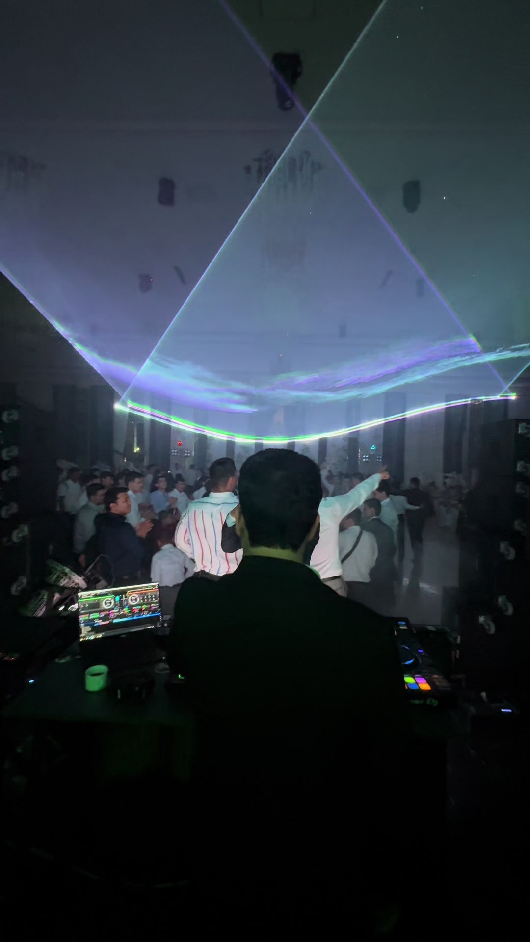 @DJ Gowshut