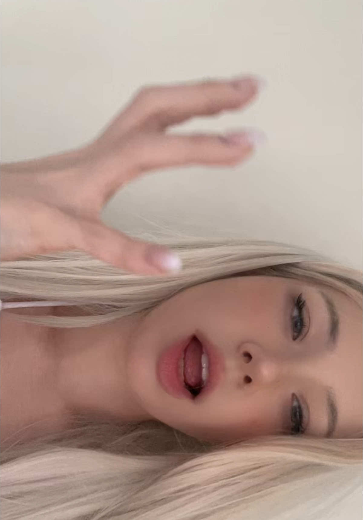 @dollblush on twitch