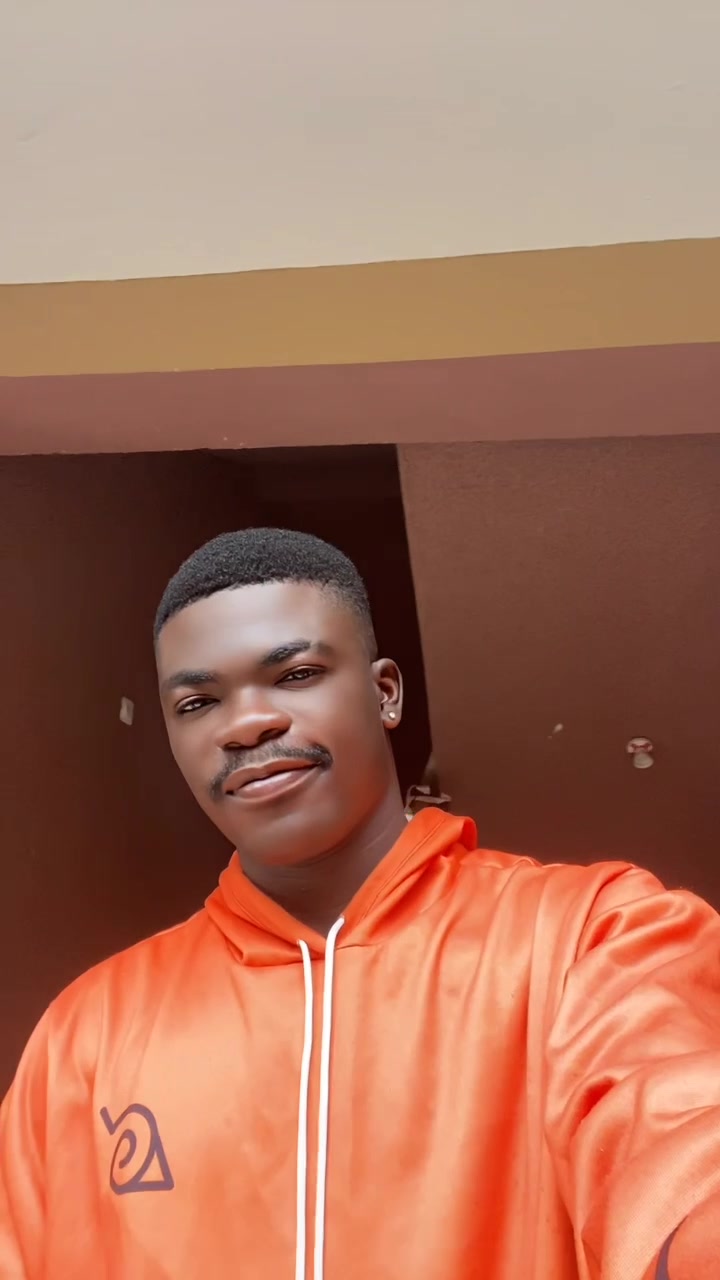 @KÄŁÝ🧸✝️🇬🇭