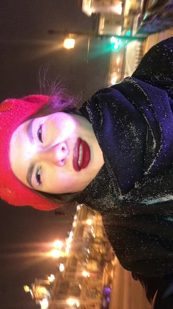 @yazhelida