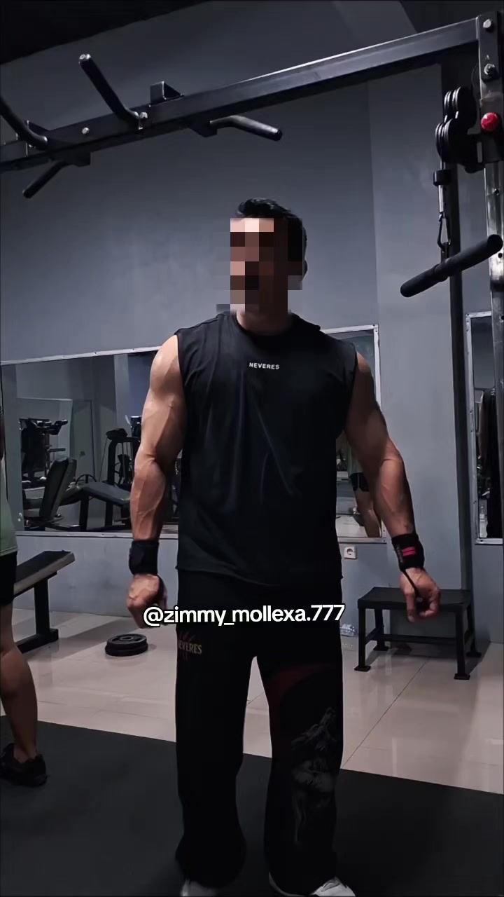 @ZIMMY MOLLEXA