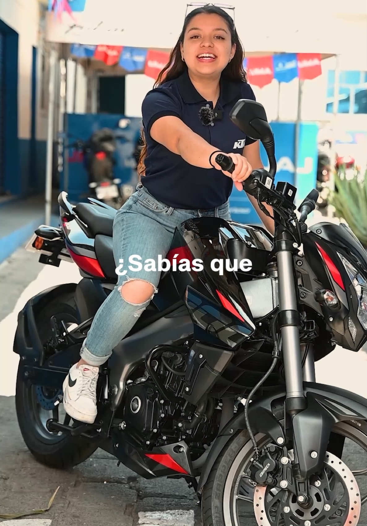 @BAJAJ AMATITL&Aacute;N