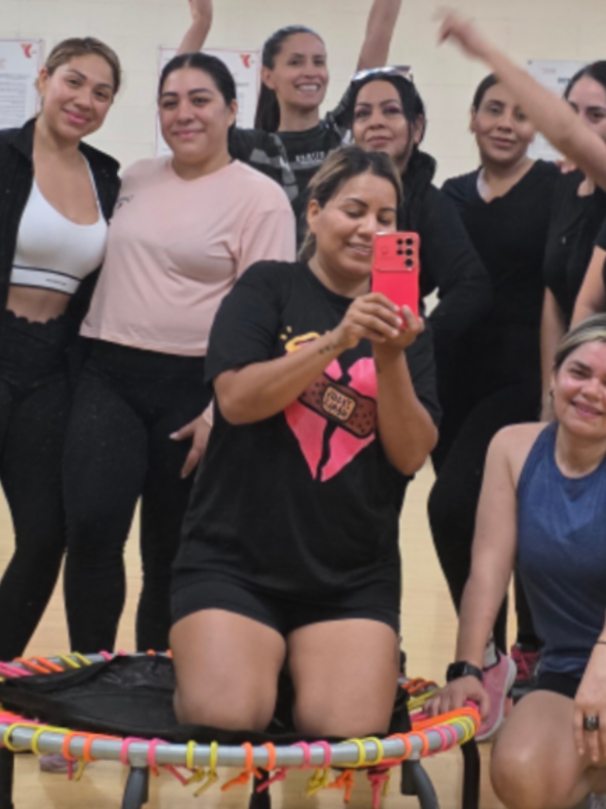 @Ari Alvarado jumping studio