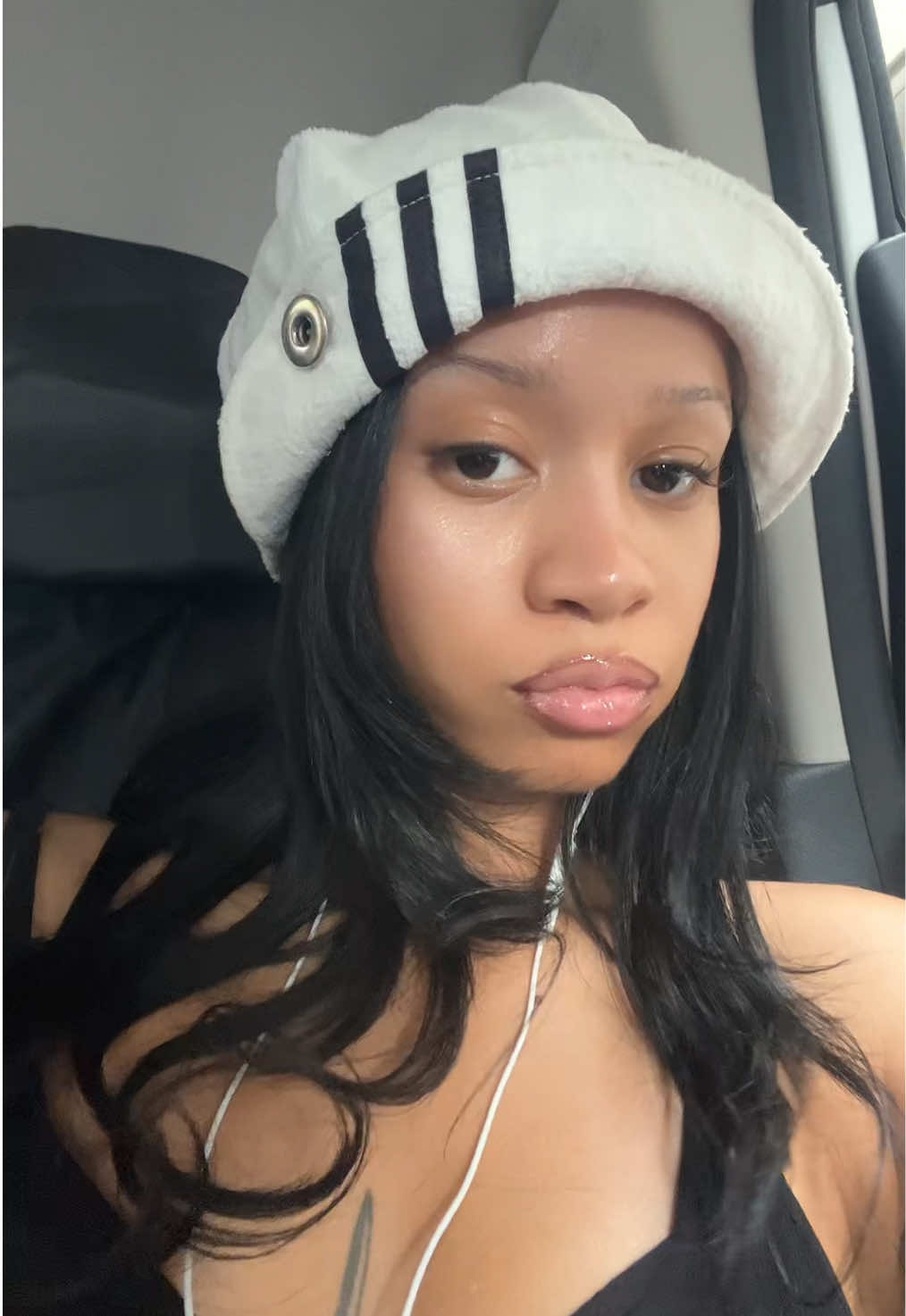 @Lyayb