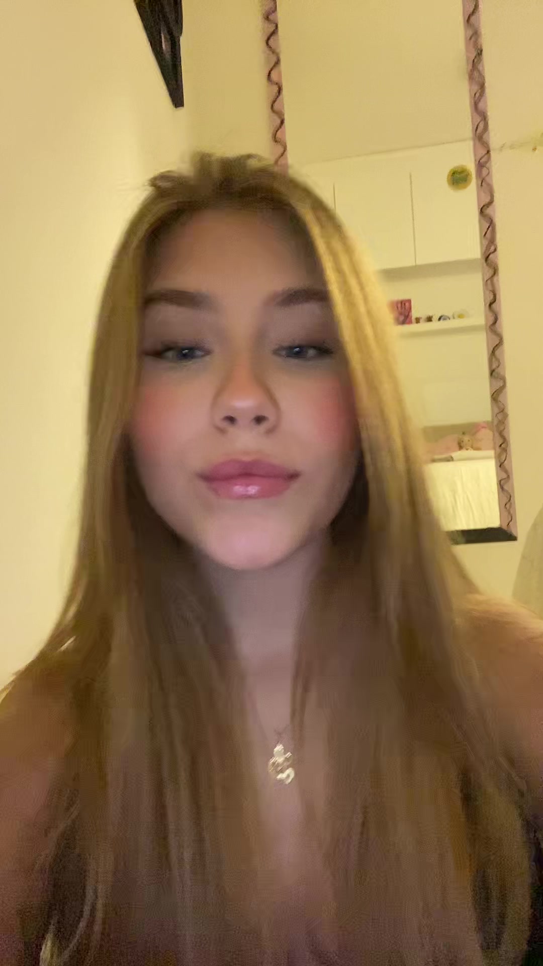 @Larapmendonca_