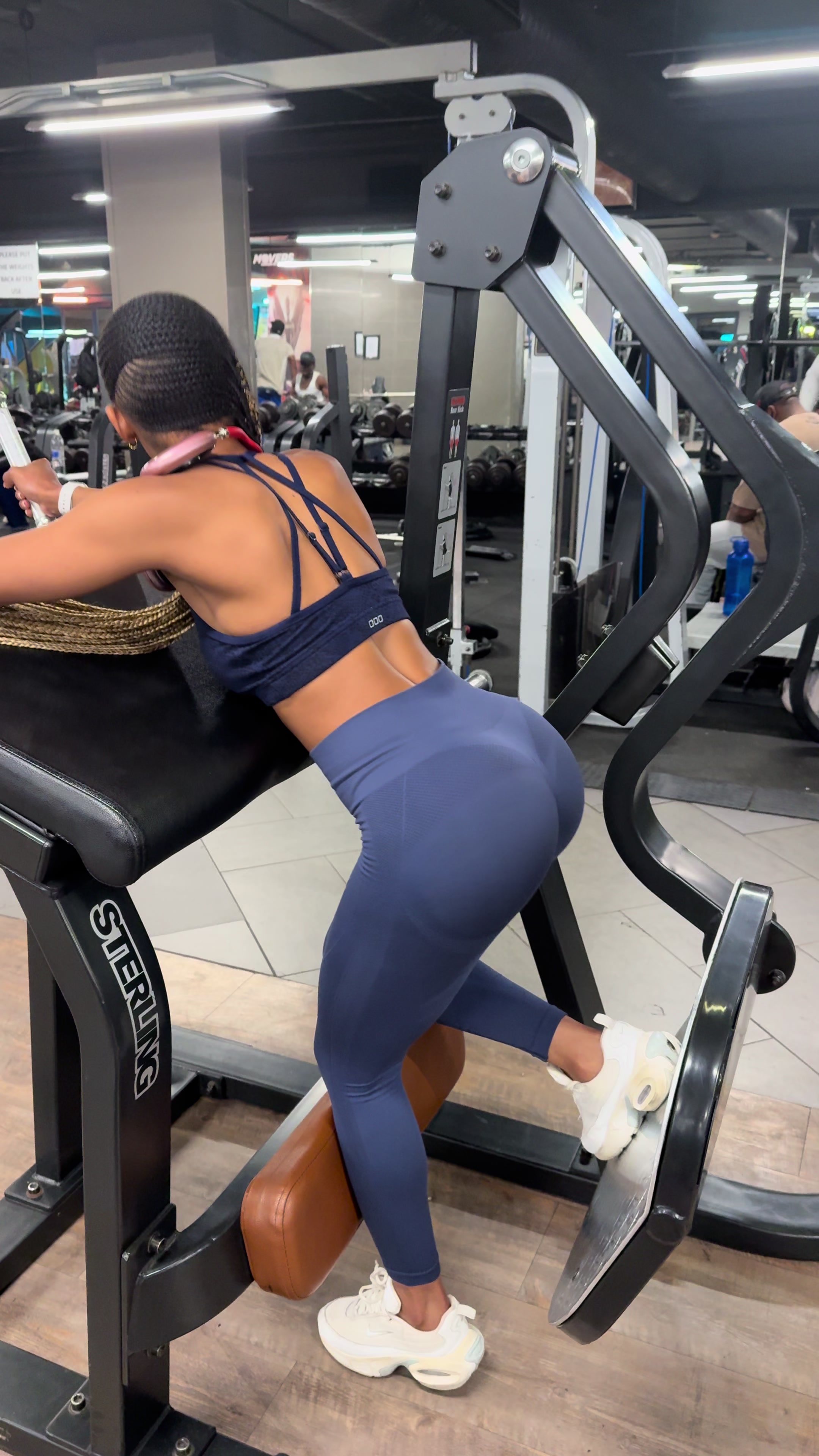 @thandiswakhalifonia