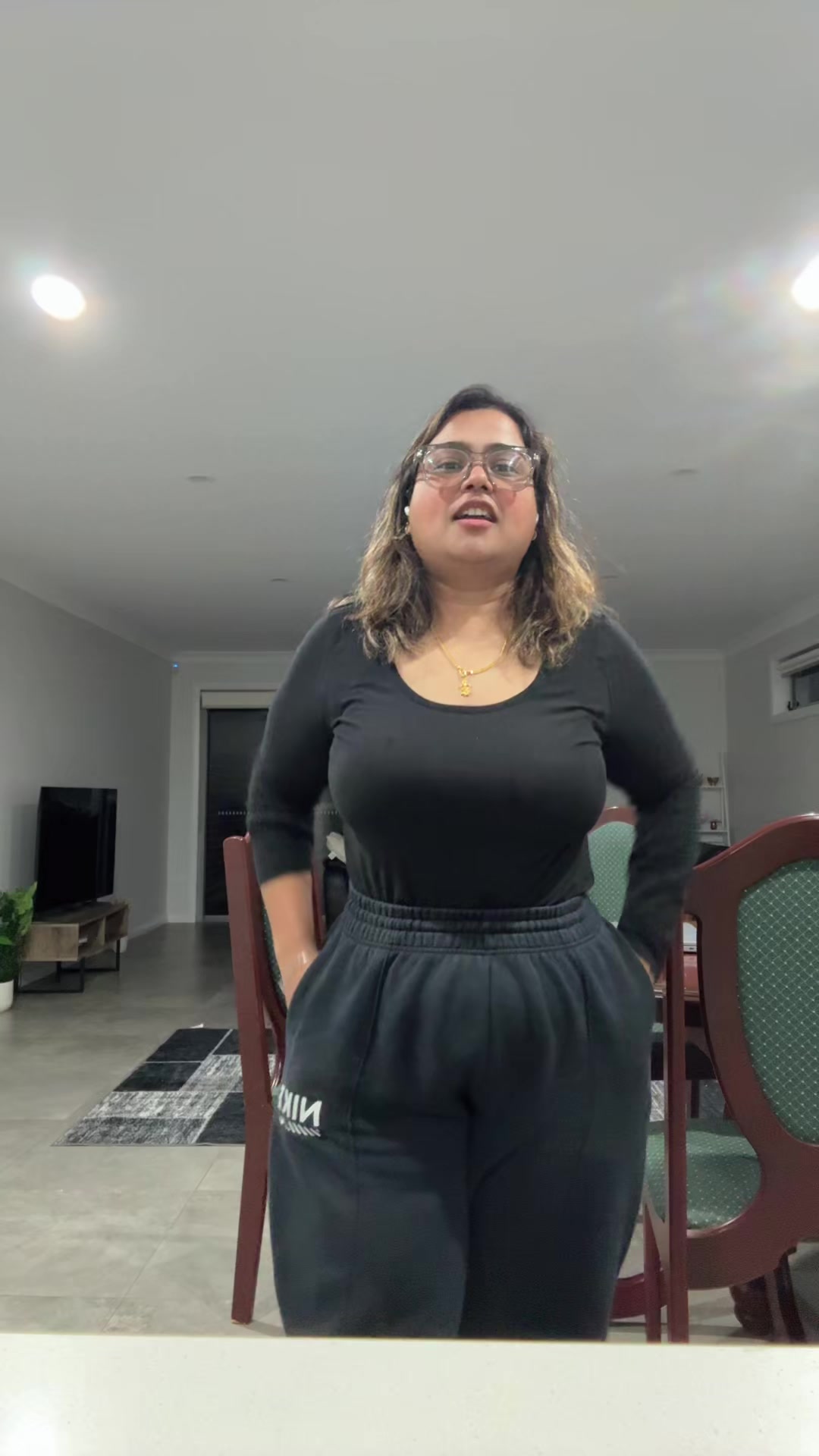 @Avilasha🫰