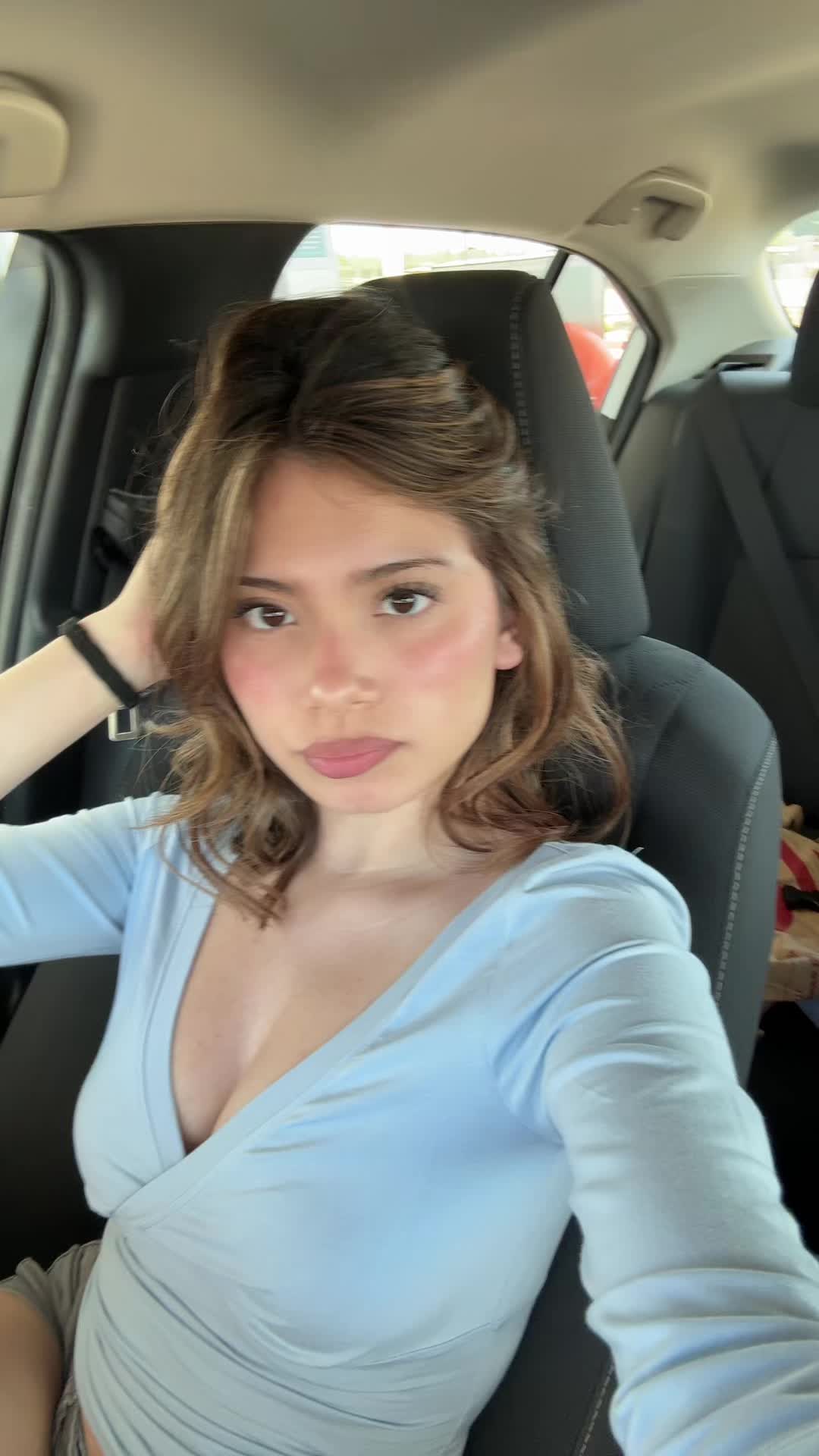@️