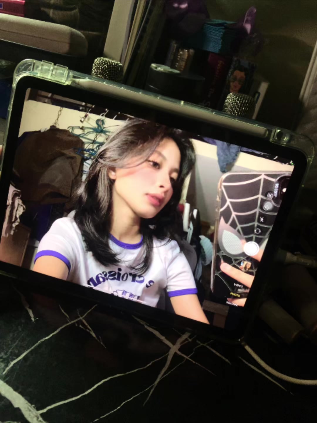 @twi โ. ๐ ห