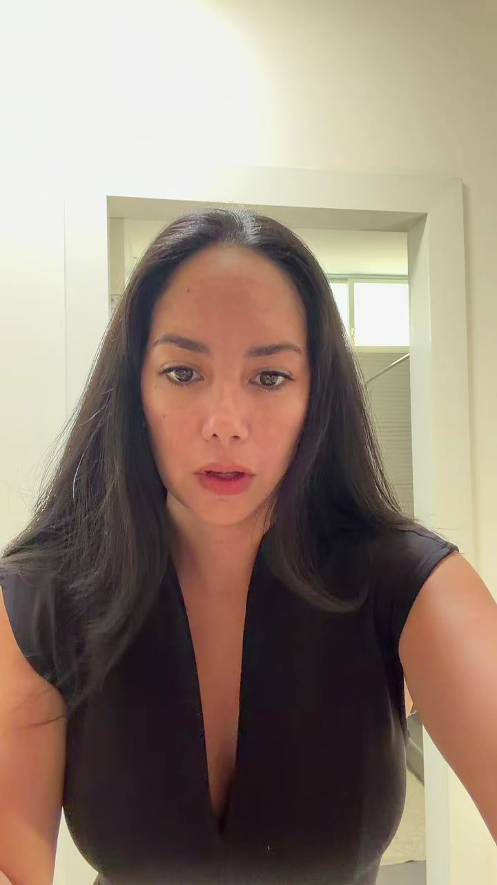 @Coraliamelo