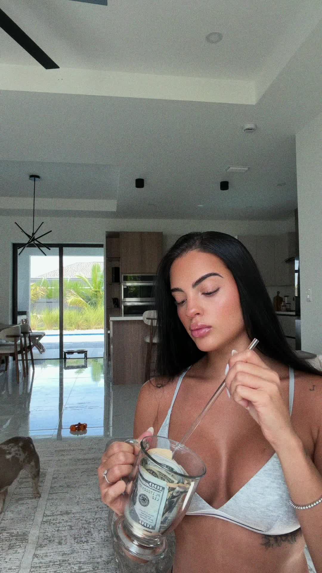 @Melii