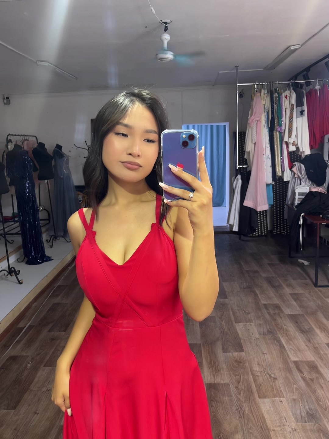 @Akonai✨