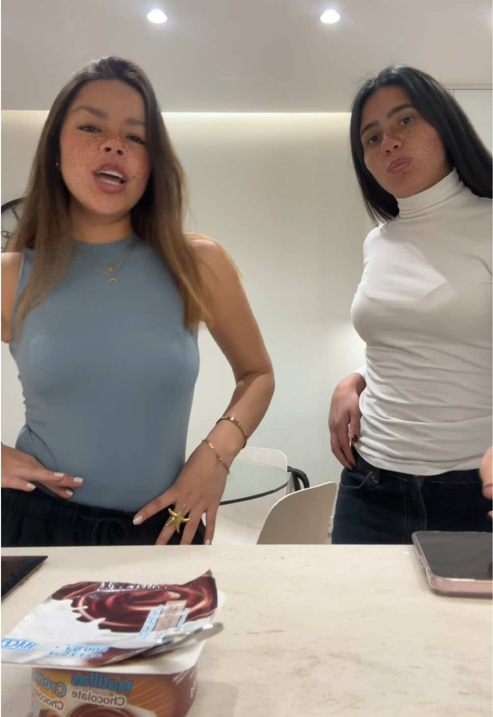 @camila