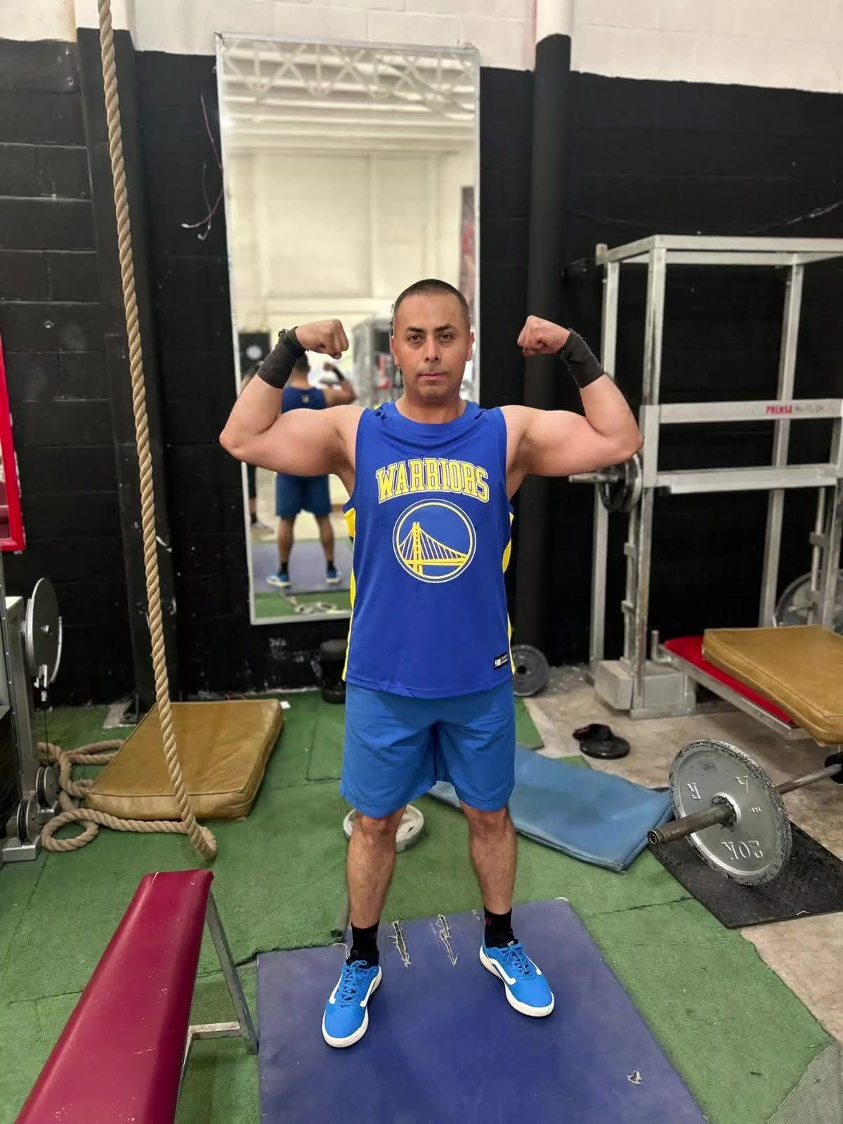 @Roberto Carlos Le&oacute;n Fit