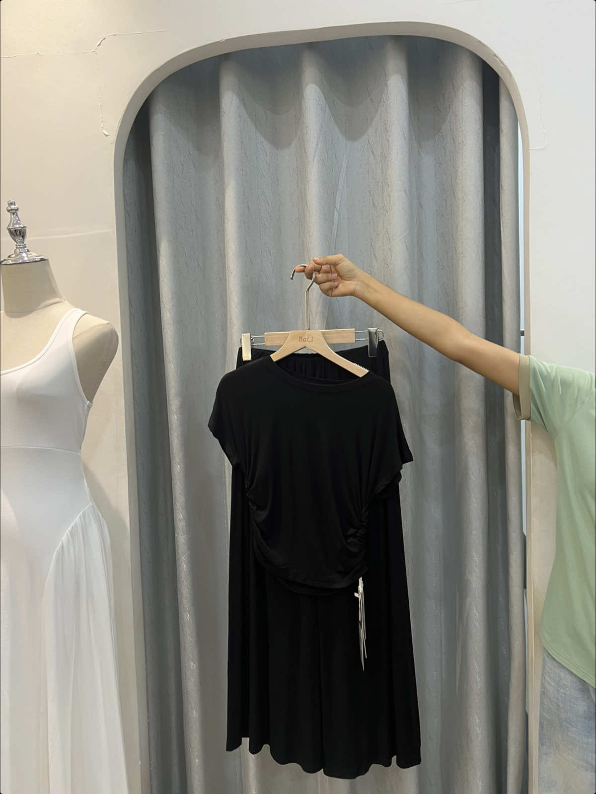 @BaliStudioOnlineOnly