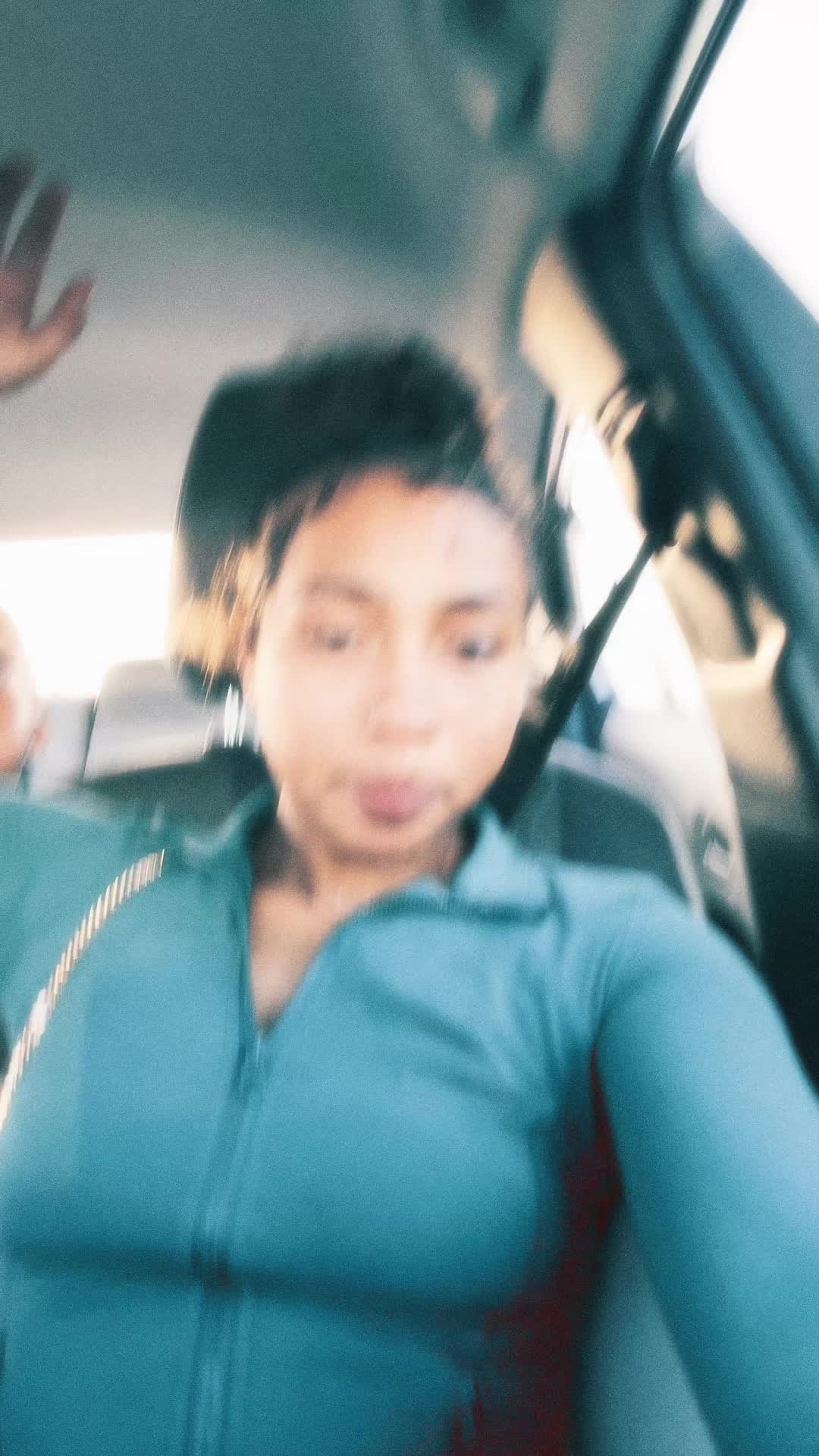 @x.meiyaa