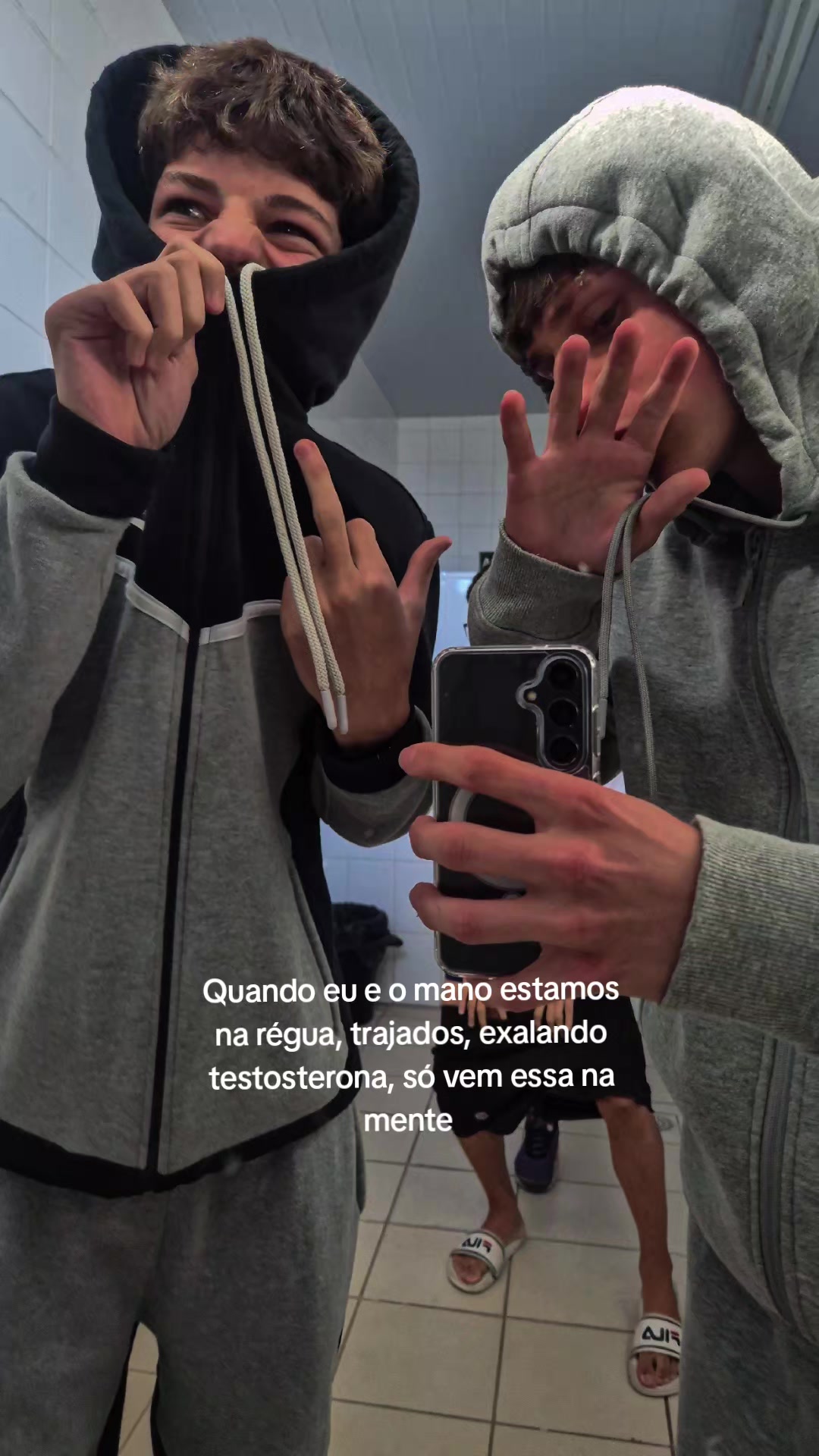 @F🥇