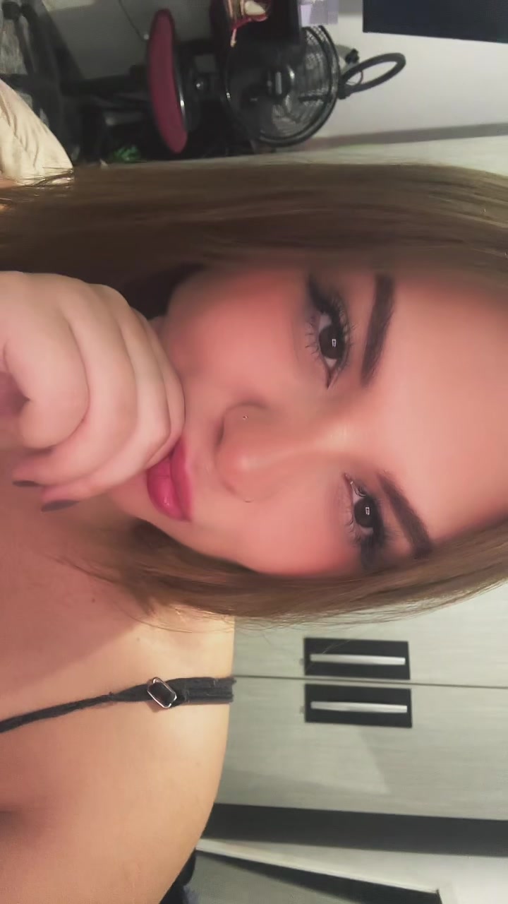 @julia