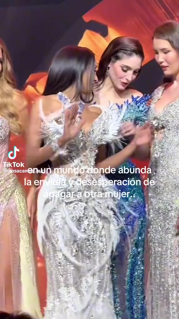 @Berenicecor