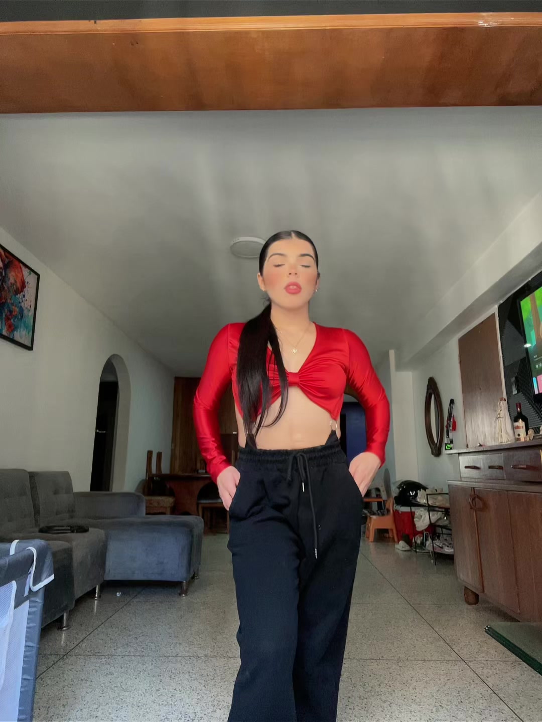 @L A U