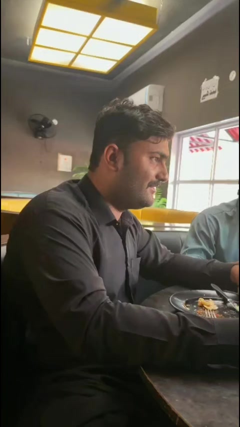 @Taiمooر ßiن Riázبٹ 💫
