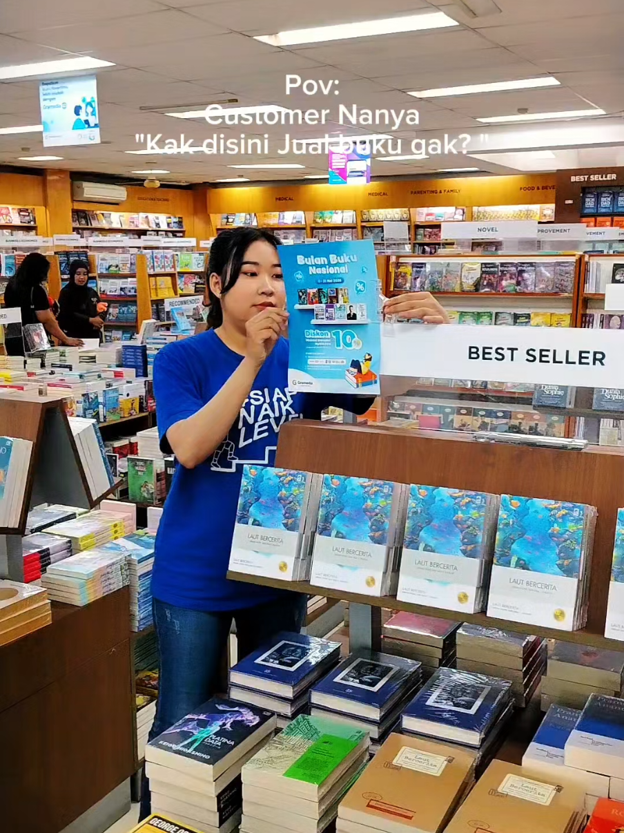 @Gramedia Kupang