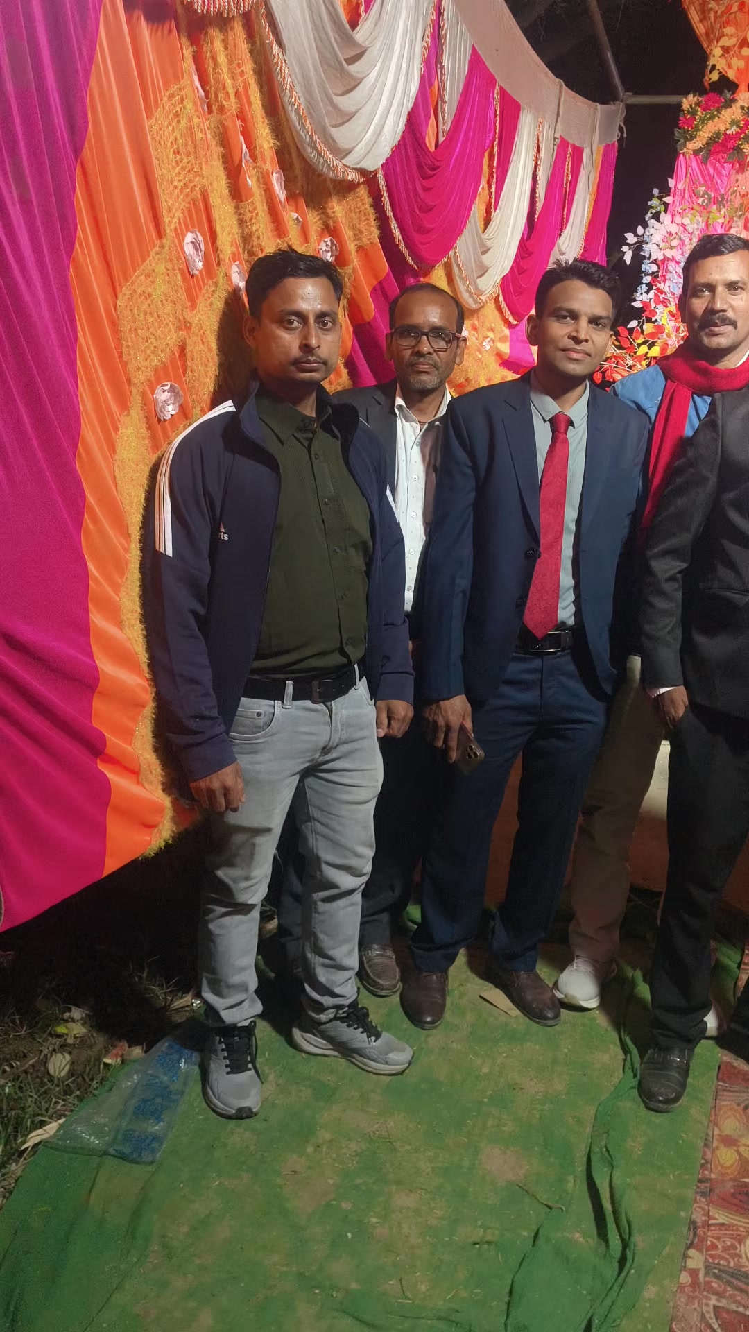 @Giri Dhar