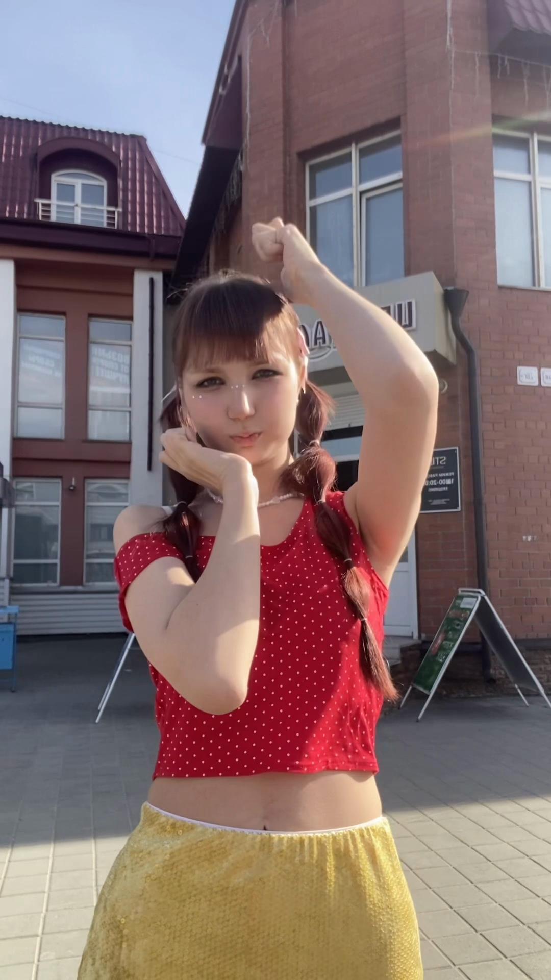@алё [🍭💜] 7-1=0