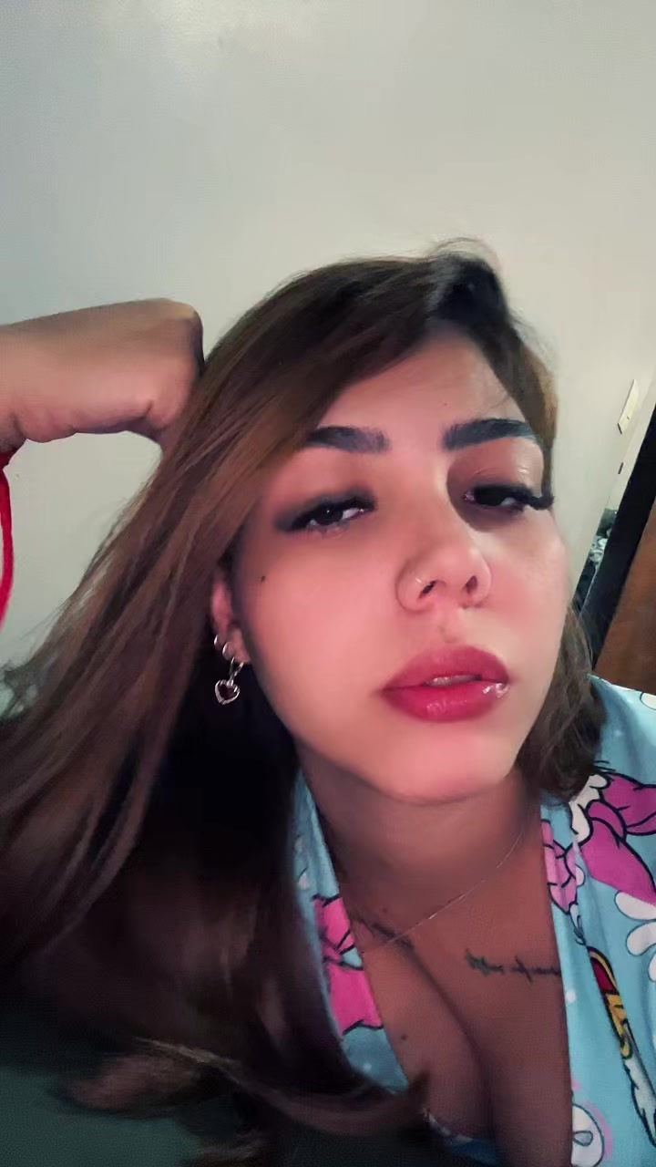 @Ana Vitoria Batista Souza