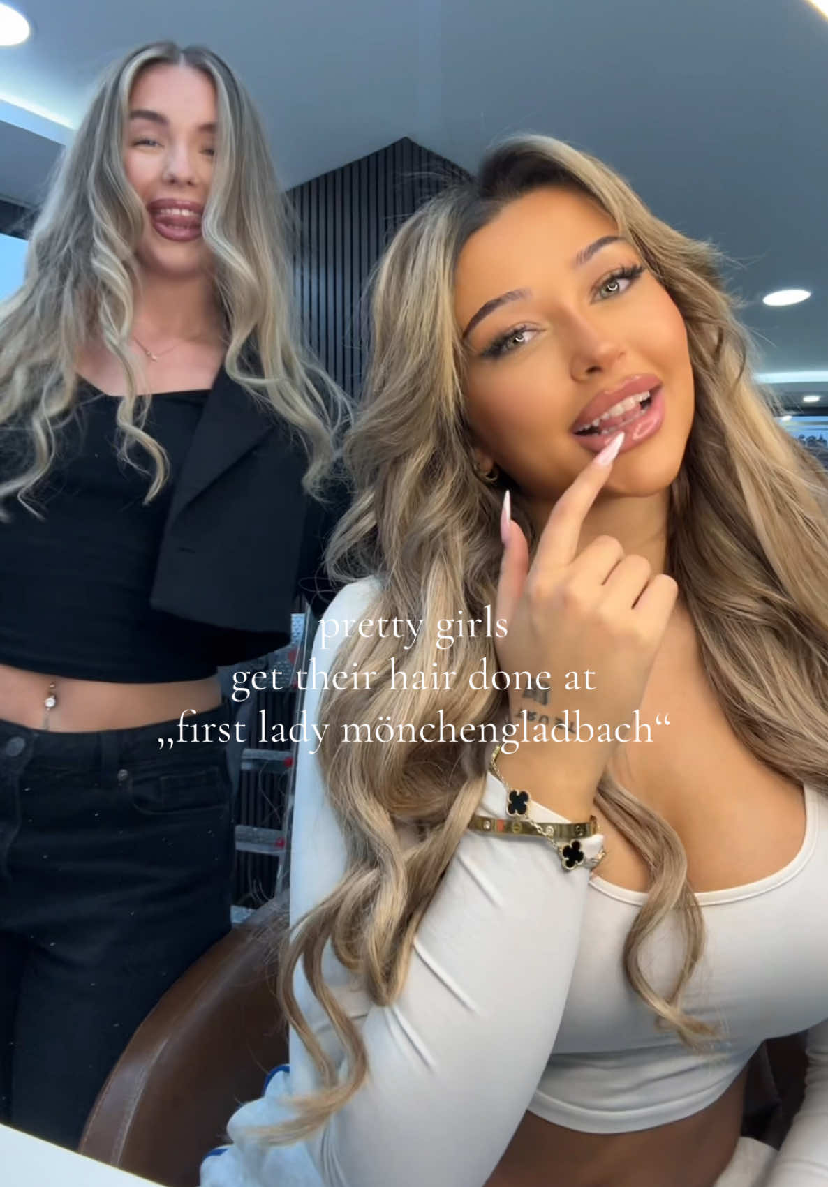 @laura moradi