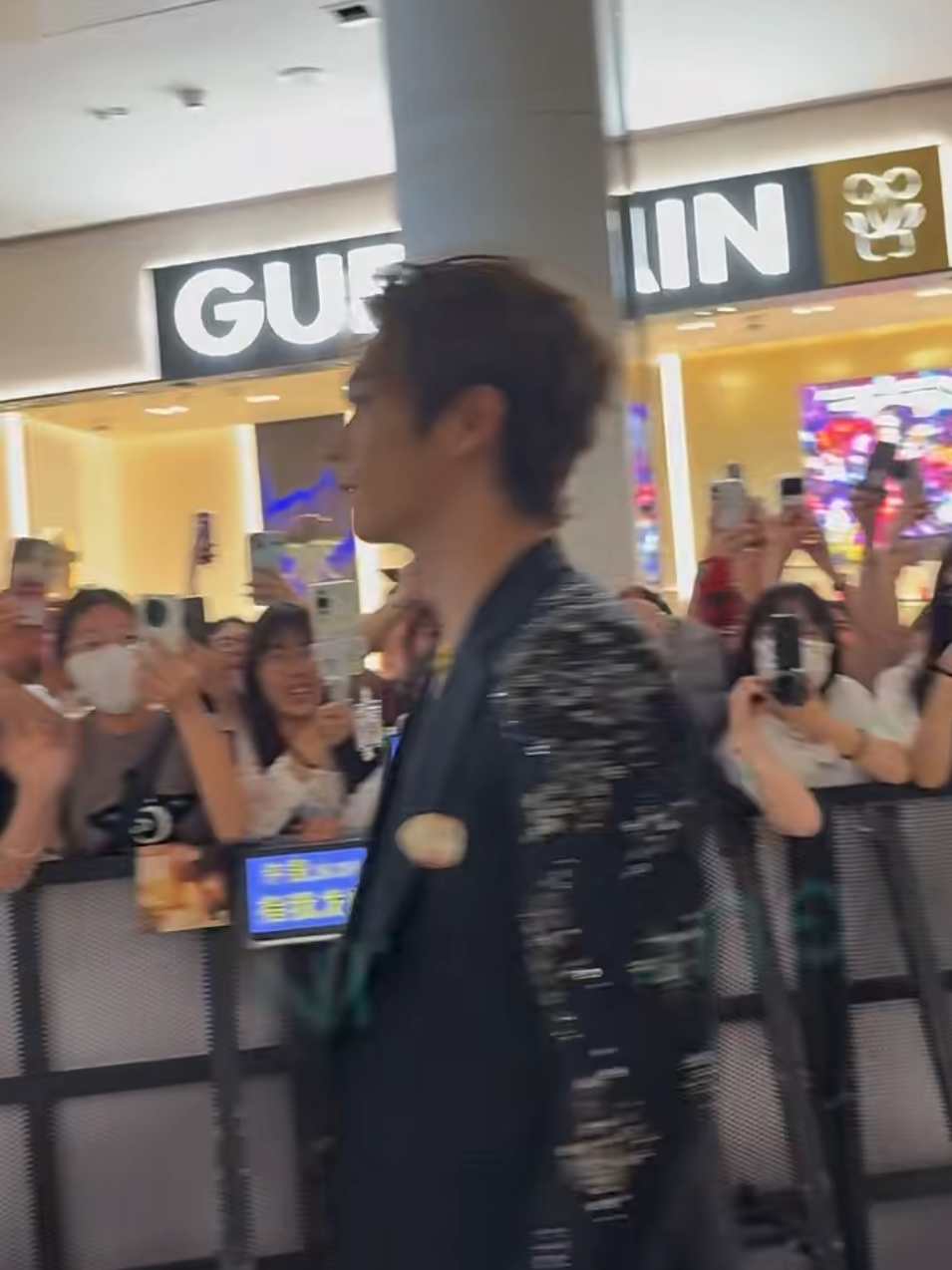 @𝘗𝘩𝘶𝘰𝘯𝘨𝘈𝘯𝘩𝘒𝘒!⭐