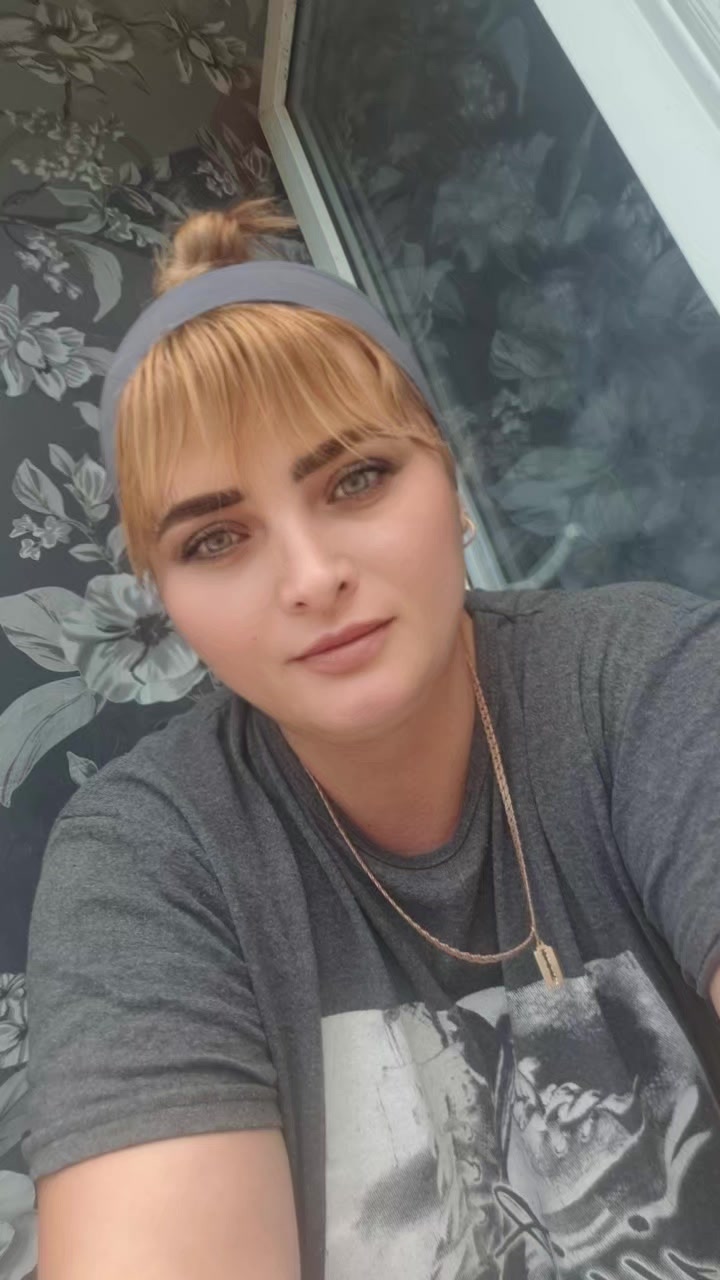 @Девчуля