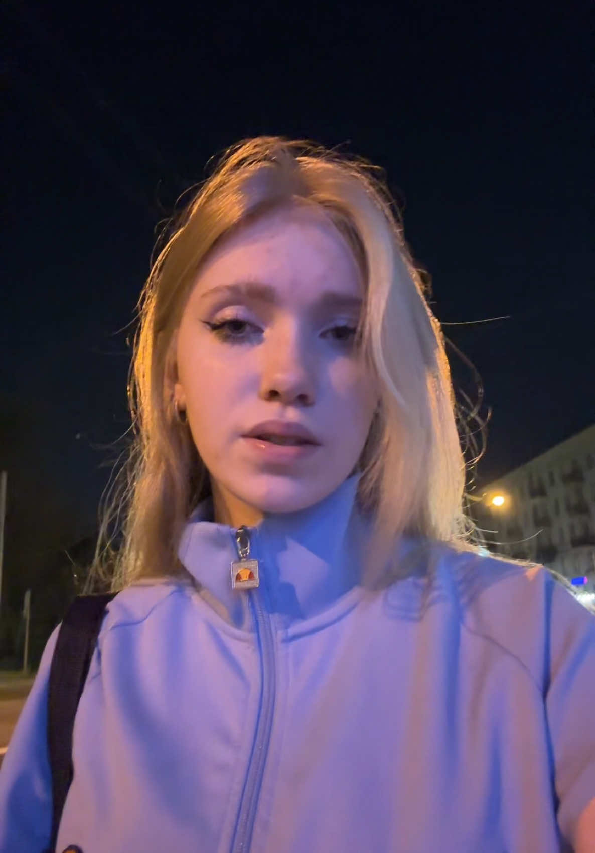 @яська белоснежка