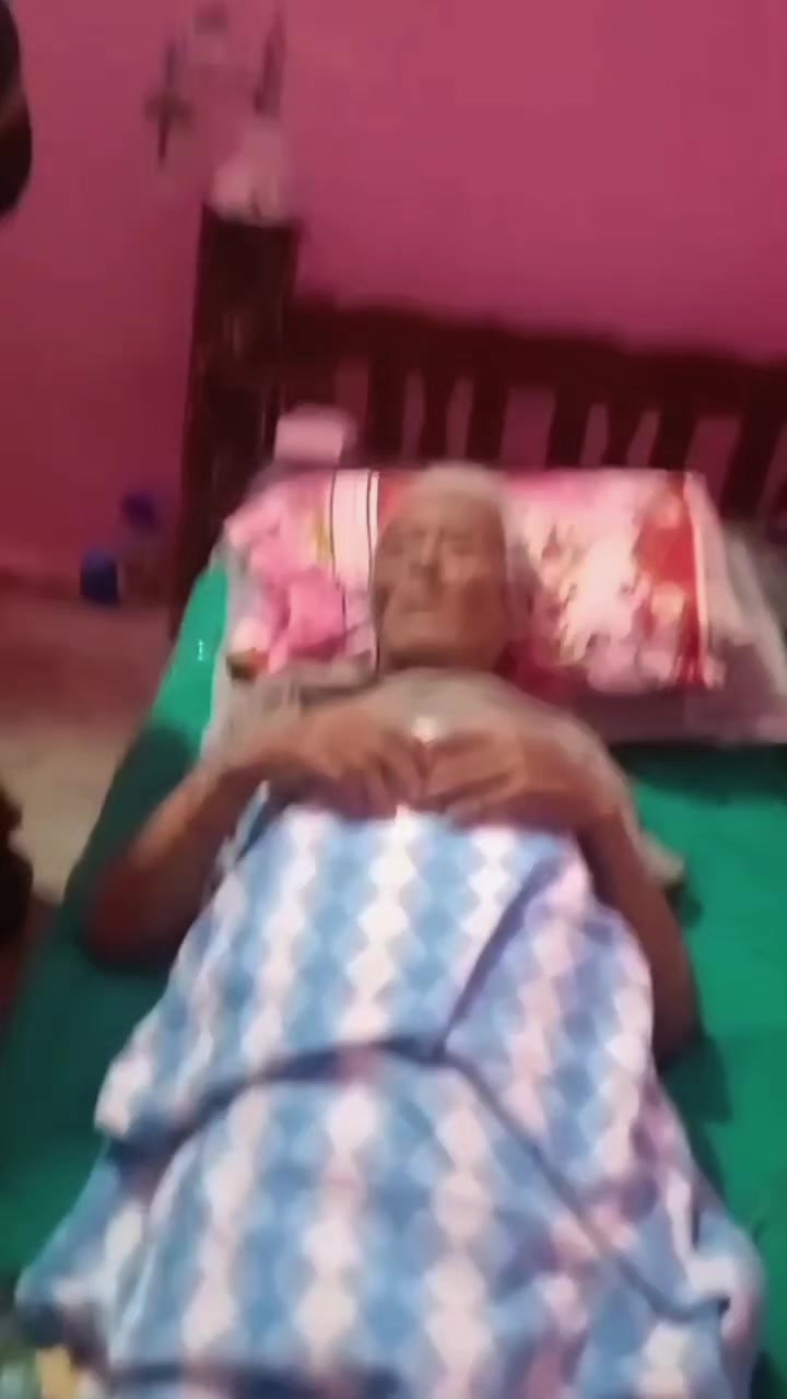 @LaKsH-me🤭🫶
