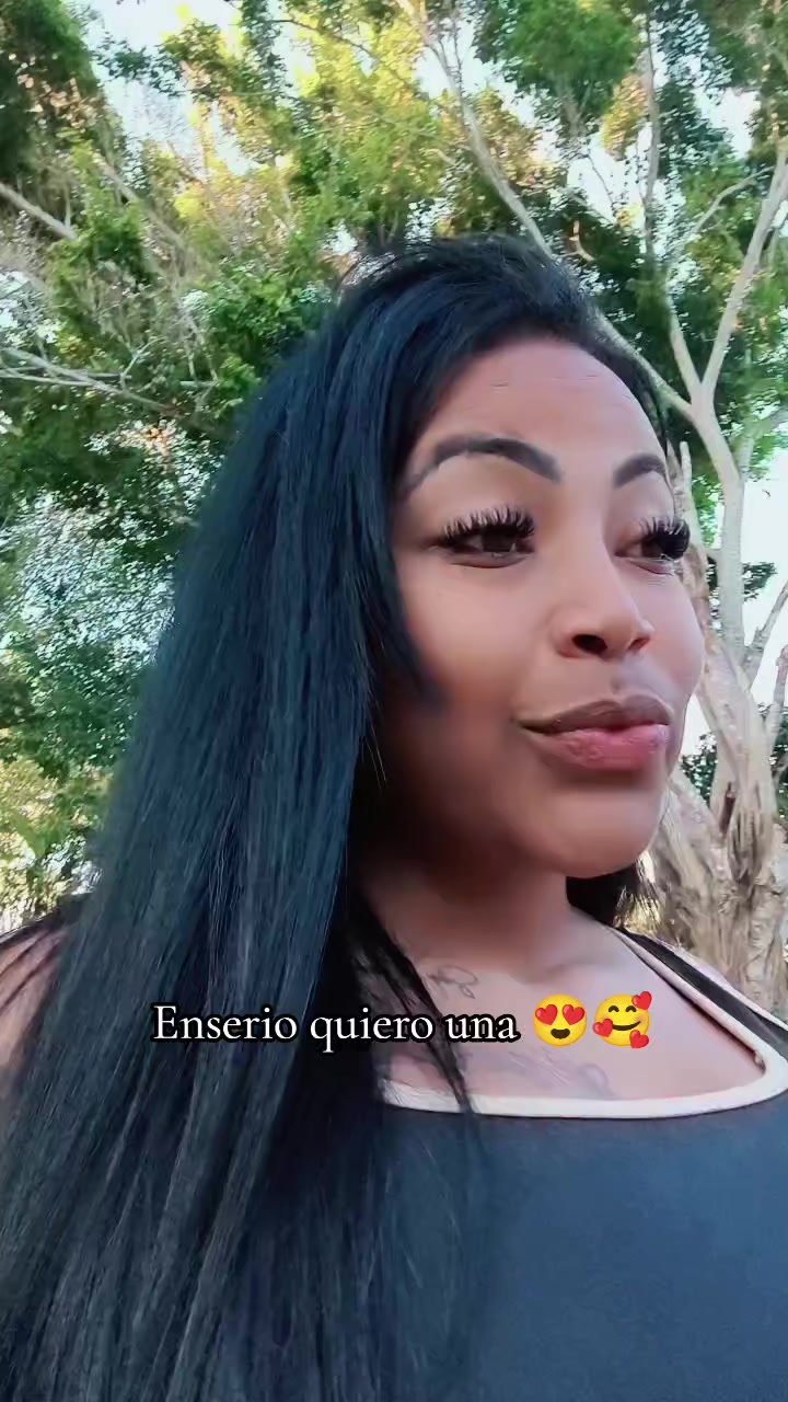 @Ex&oacute;tica💩