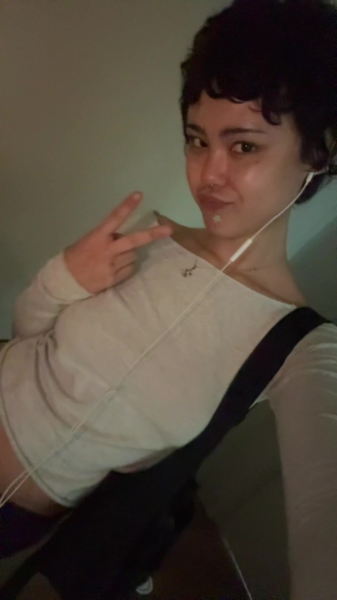 @Lily