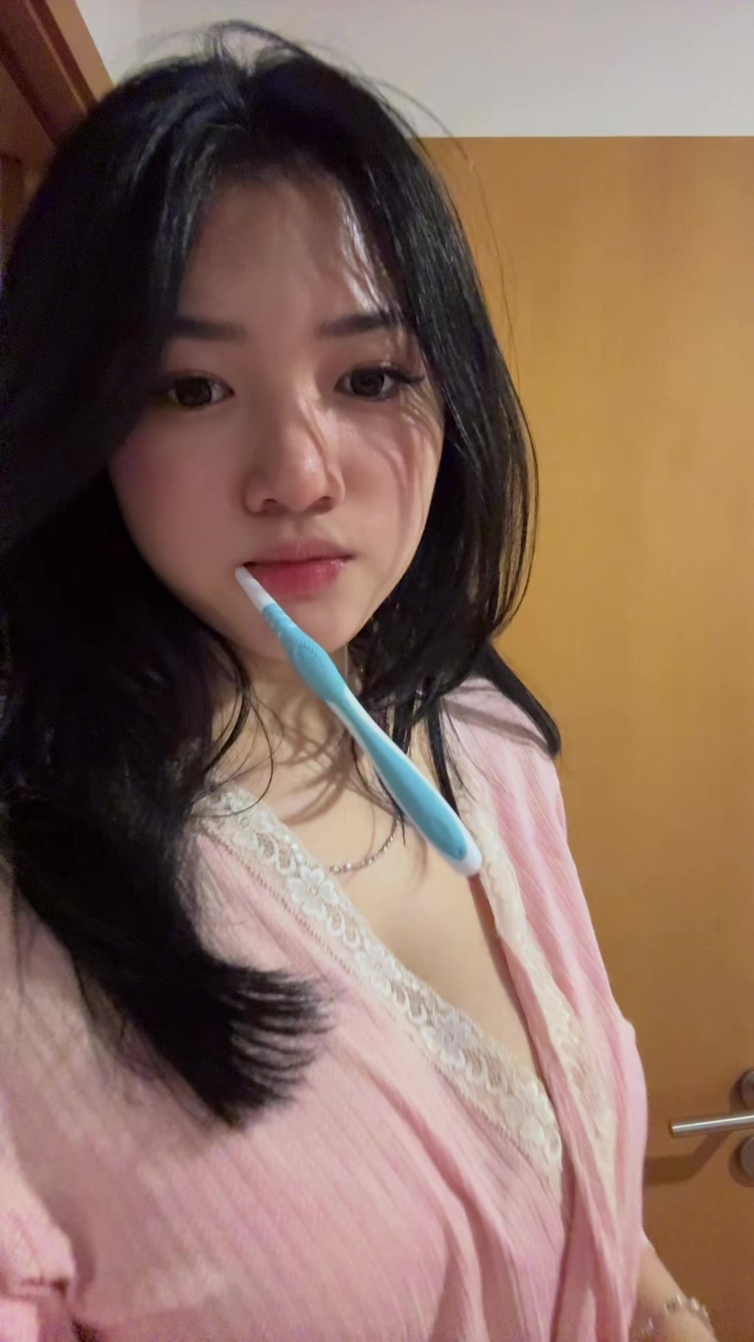 @ur.yadanar
