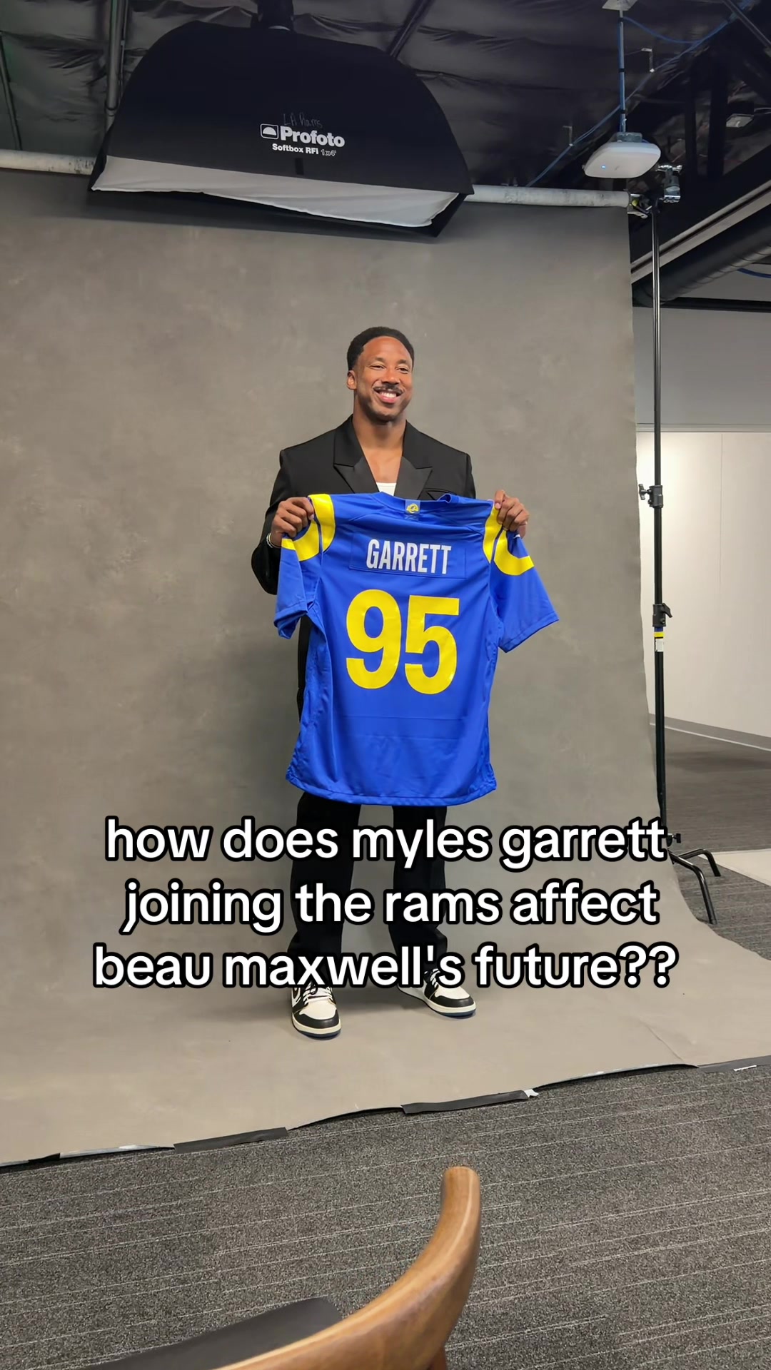 @Los Angeles Rams