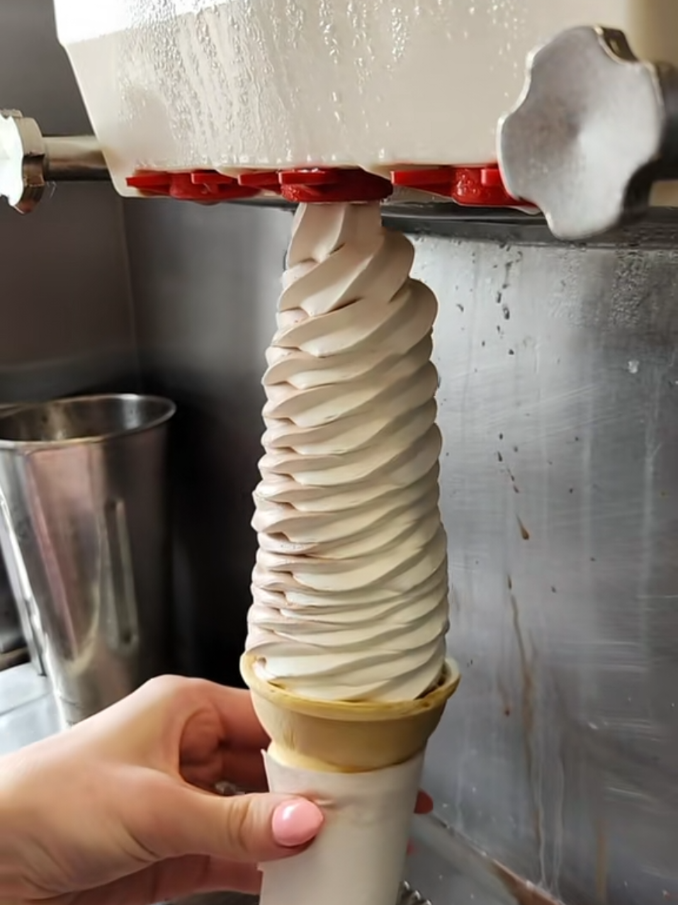 @JoesDairyBar&Grill
